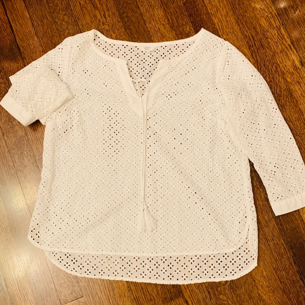Crown & Ivy 3/4 sleeve